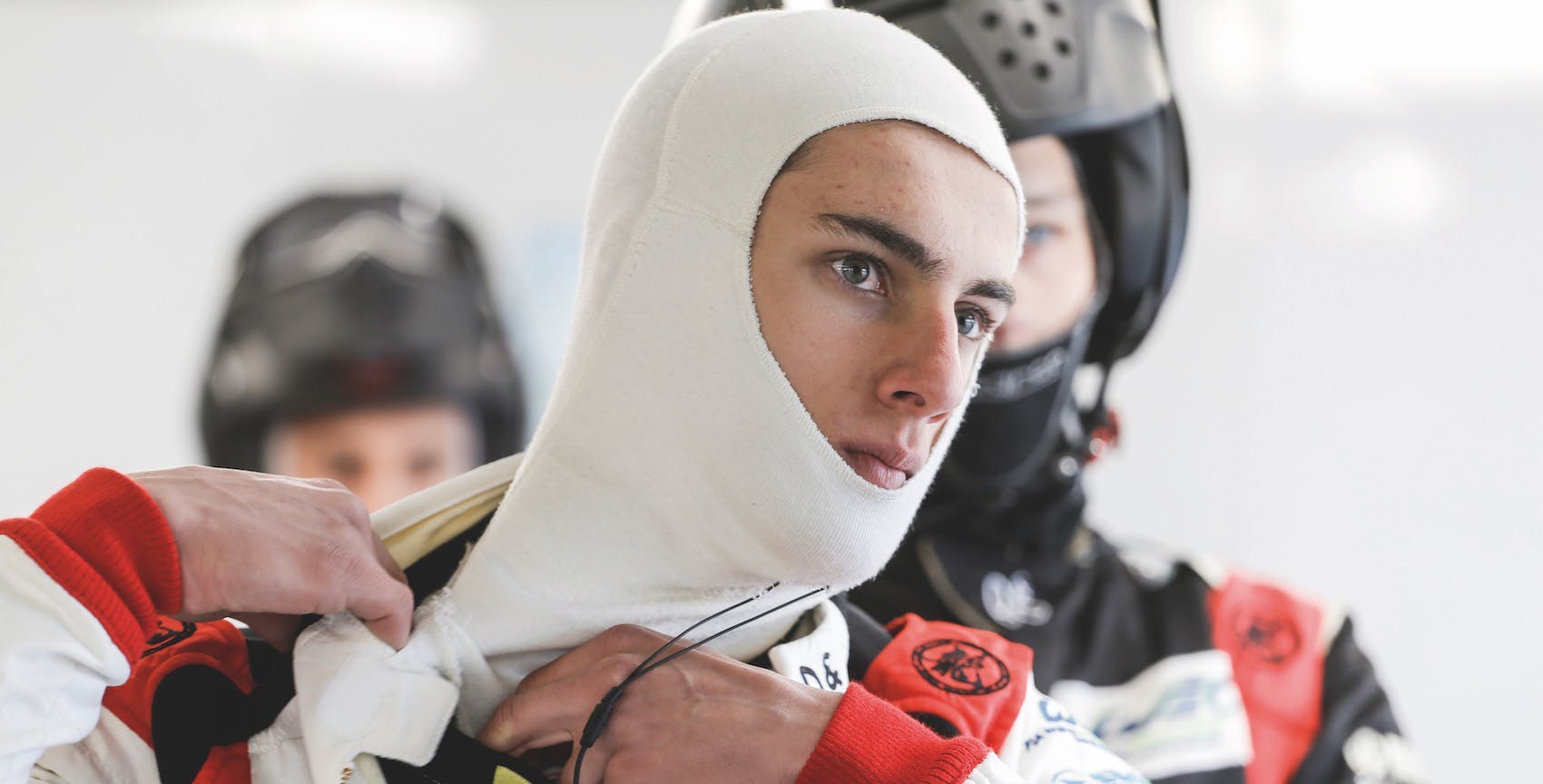 angleterre auto championnat du monde endurance fia motorsport wec silverstone clothing apparel person human helmet