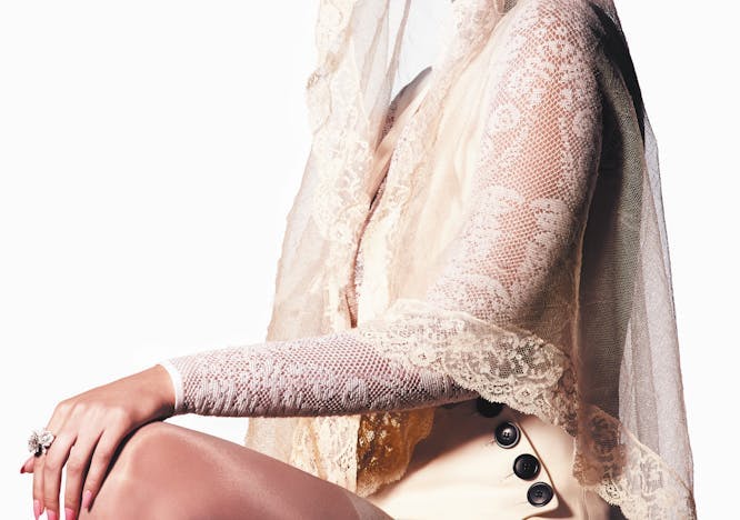 Bella Hadid photographiée par Alexei Hay pour “Jalouse”, en 2014.