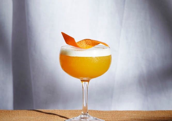 cocktail alcohol beverage drink goblet glass